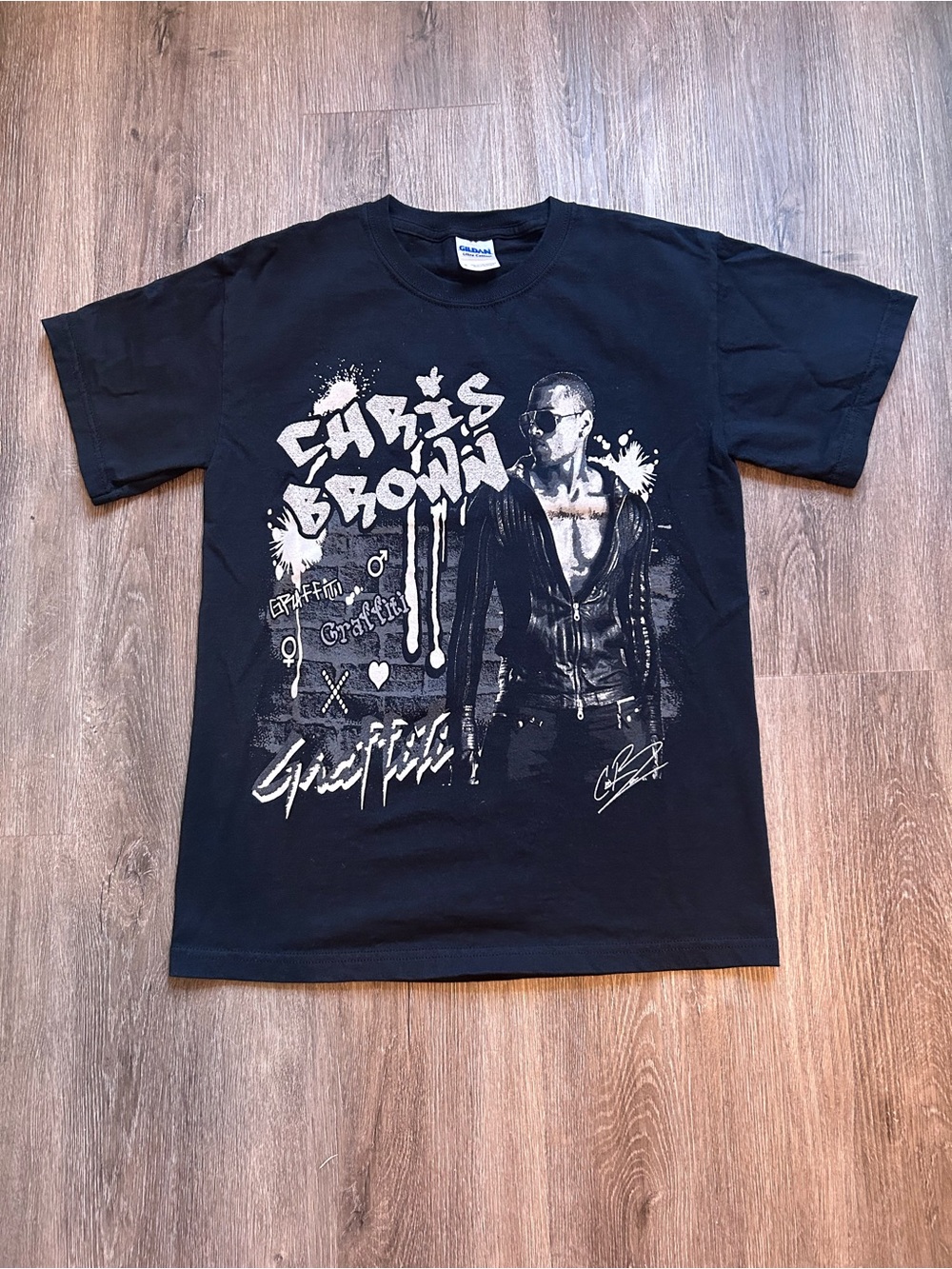 2009 Chris Brown Fan Appreciation Tour Sz Small  Graffiti Y2K Black Rap Hip Hop